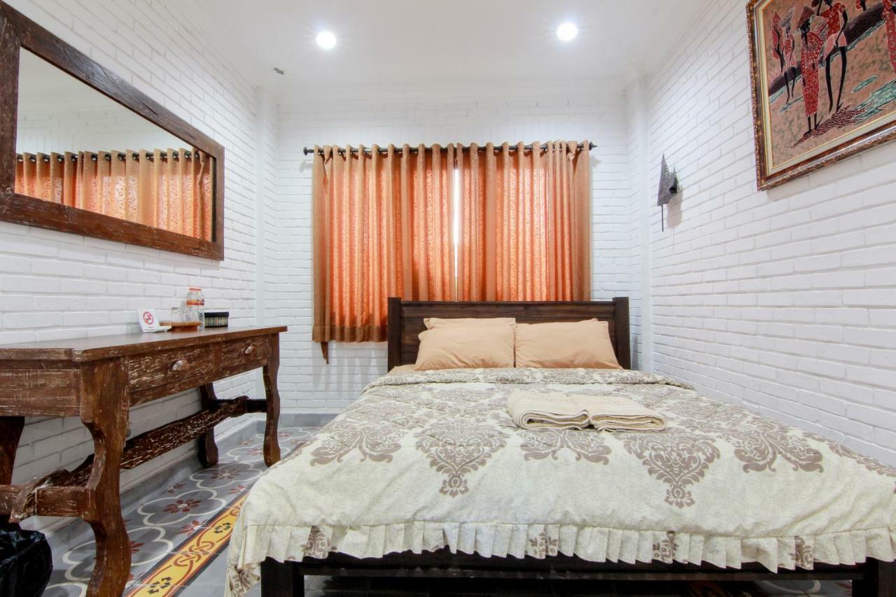 Satu Kayen Guest House Sleman  Extérieur photo